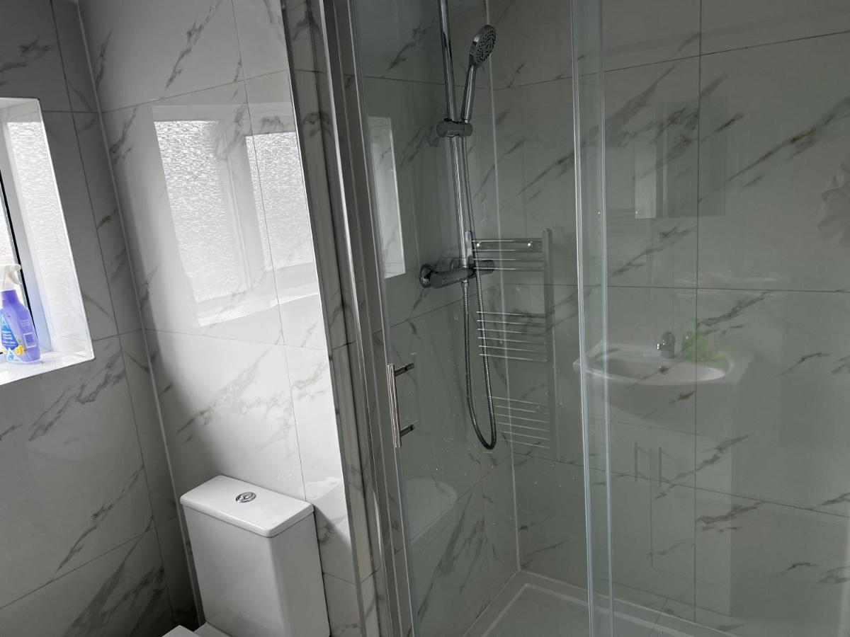 Good Priced Single Rooms In Hayes Northolt  Exterior foto