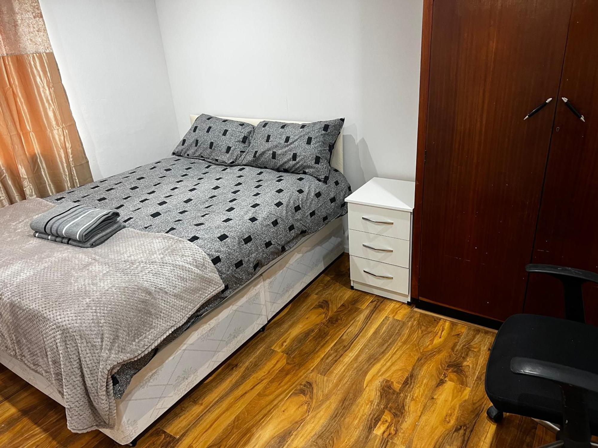 Good Priced Single Rooms In Hayes Northolt  Exterior foto